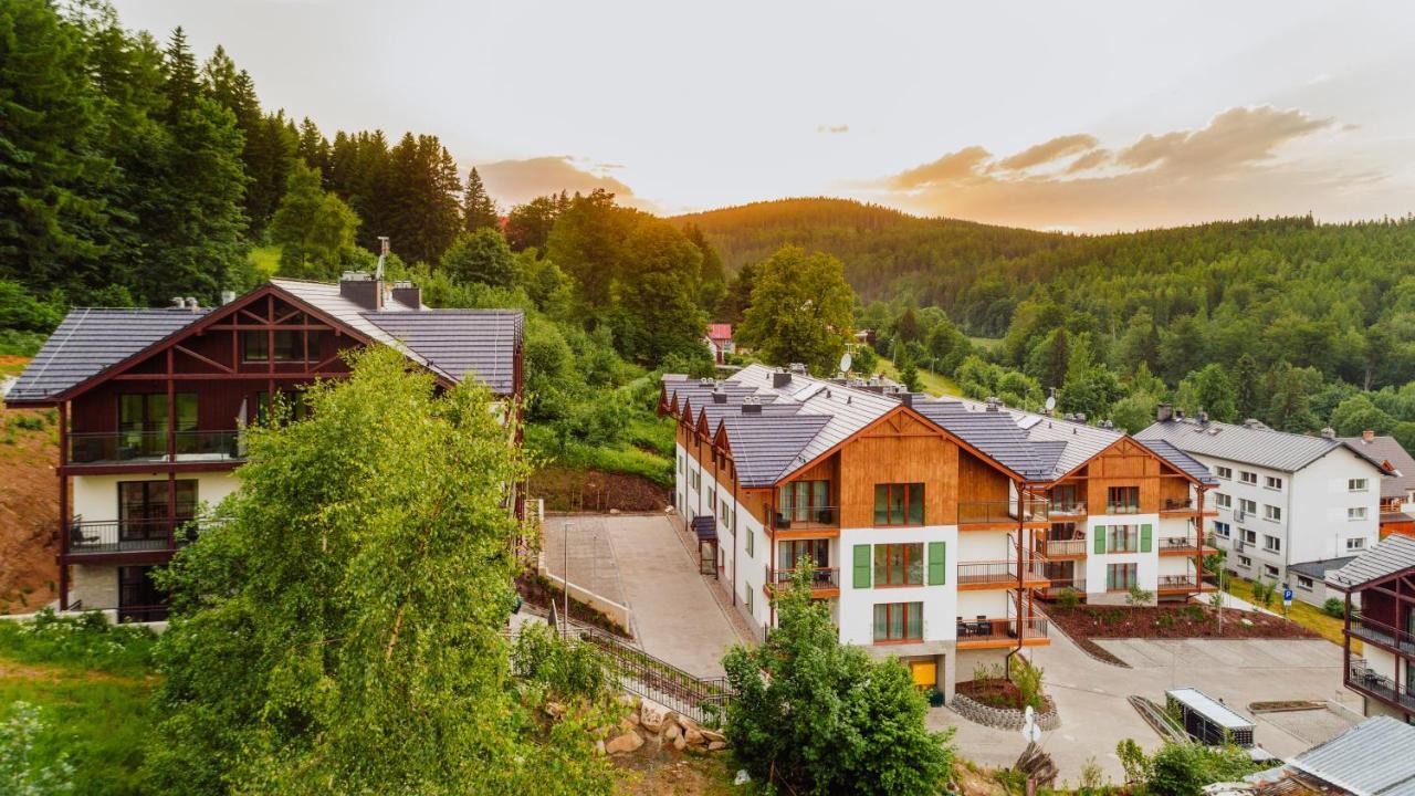 Apartamenty Sun & Snow Karpatia คาร์ปัตซ์ ภายนอก รูปภาพ